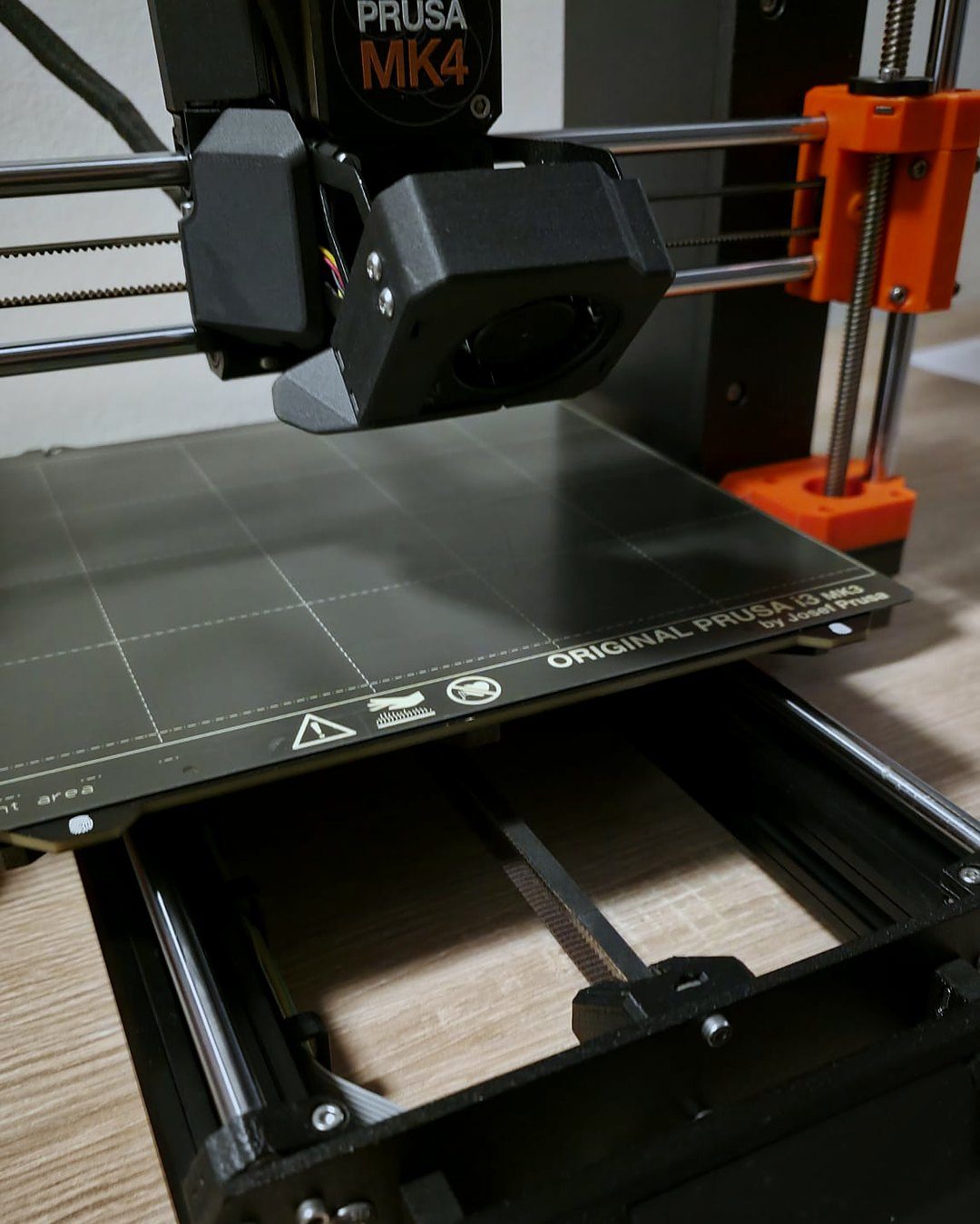 Detail tiskové hlavy tiskárny Prusa MK4